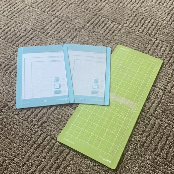 Cricut joy bundle- OVER $500 VALUE - Picture 3 of 10